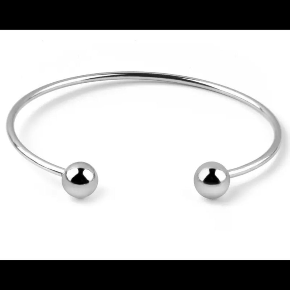 STAINLESS STEEL ADJUSTABLE CUFF BRACELET‎